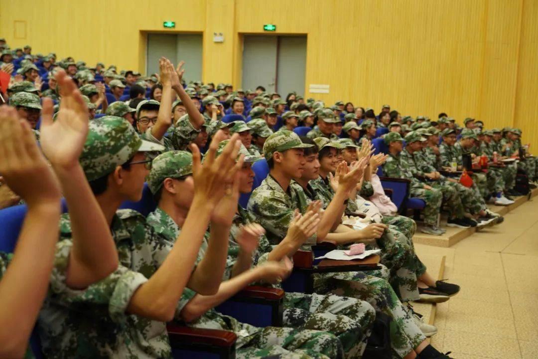超级男孩向前冲